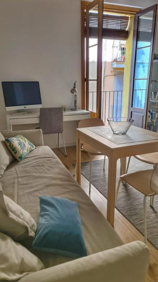 La Casa Verde Lägenhet Barcelona Exteriör bild